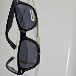 Black Polarized Sunglasses